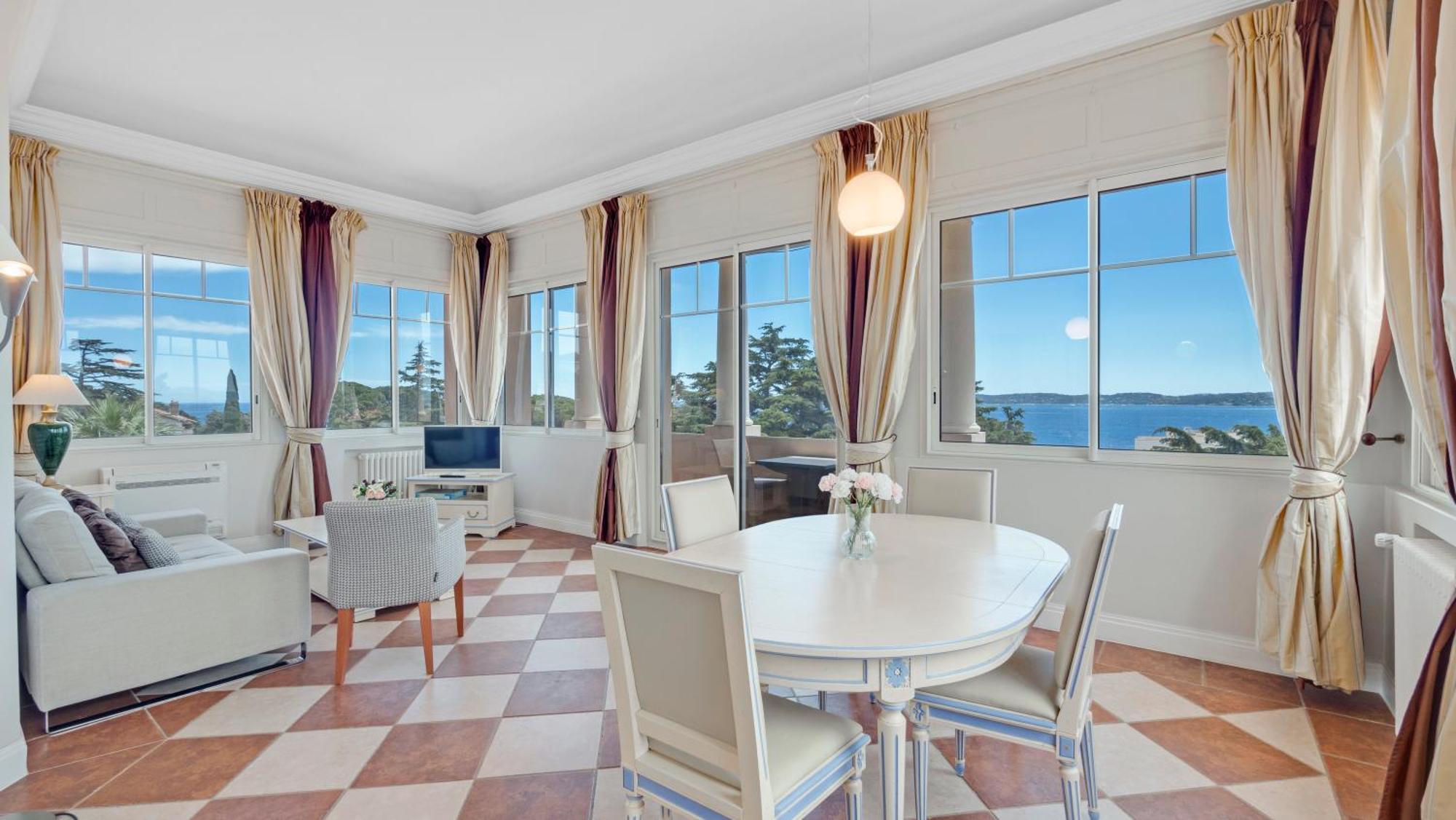 Residence Les Tourelles Сен Максим Екстериор снимка