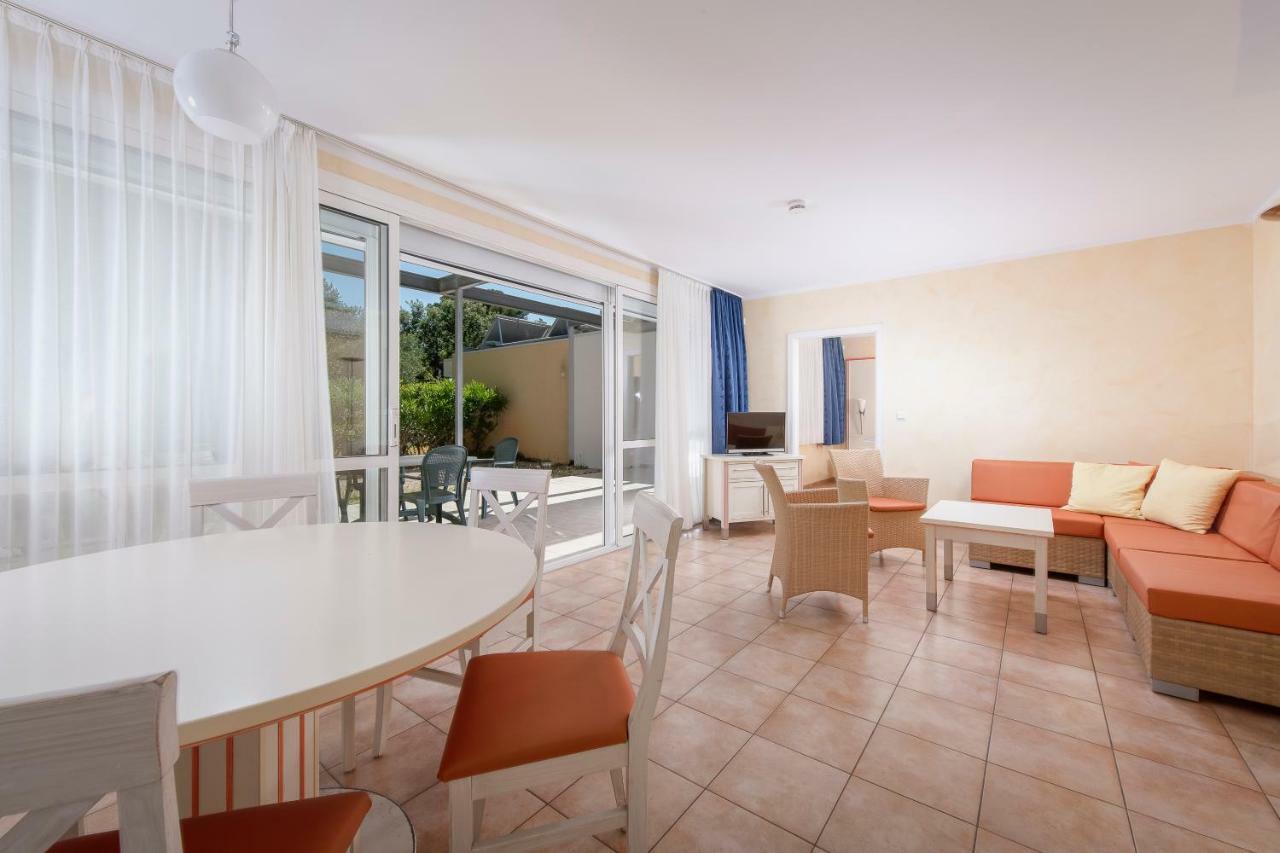 Residence Les Tourelles Сен Максим Екстериор снимка